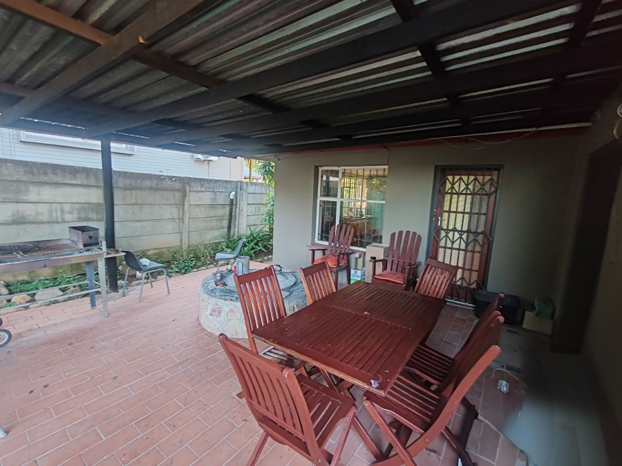 2 Bedroom Property for Sale in Janssendal Eastern Cape